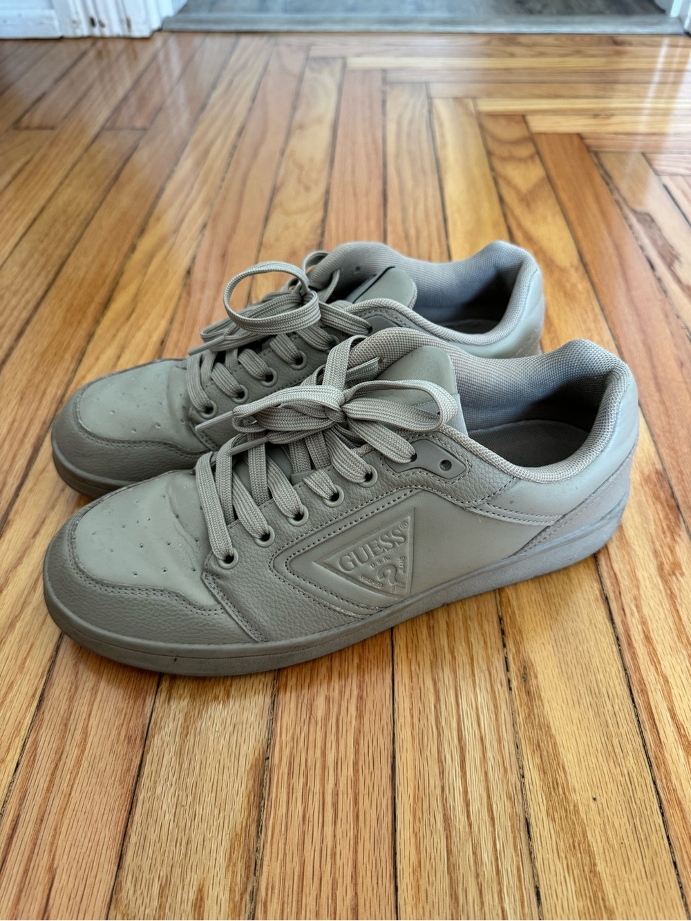 GUESS Men's Taupe/Beige Low-Top Sneakers